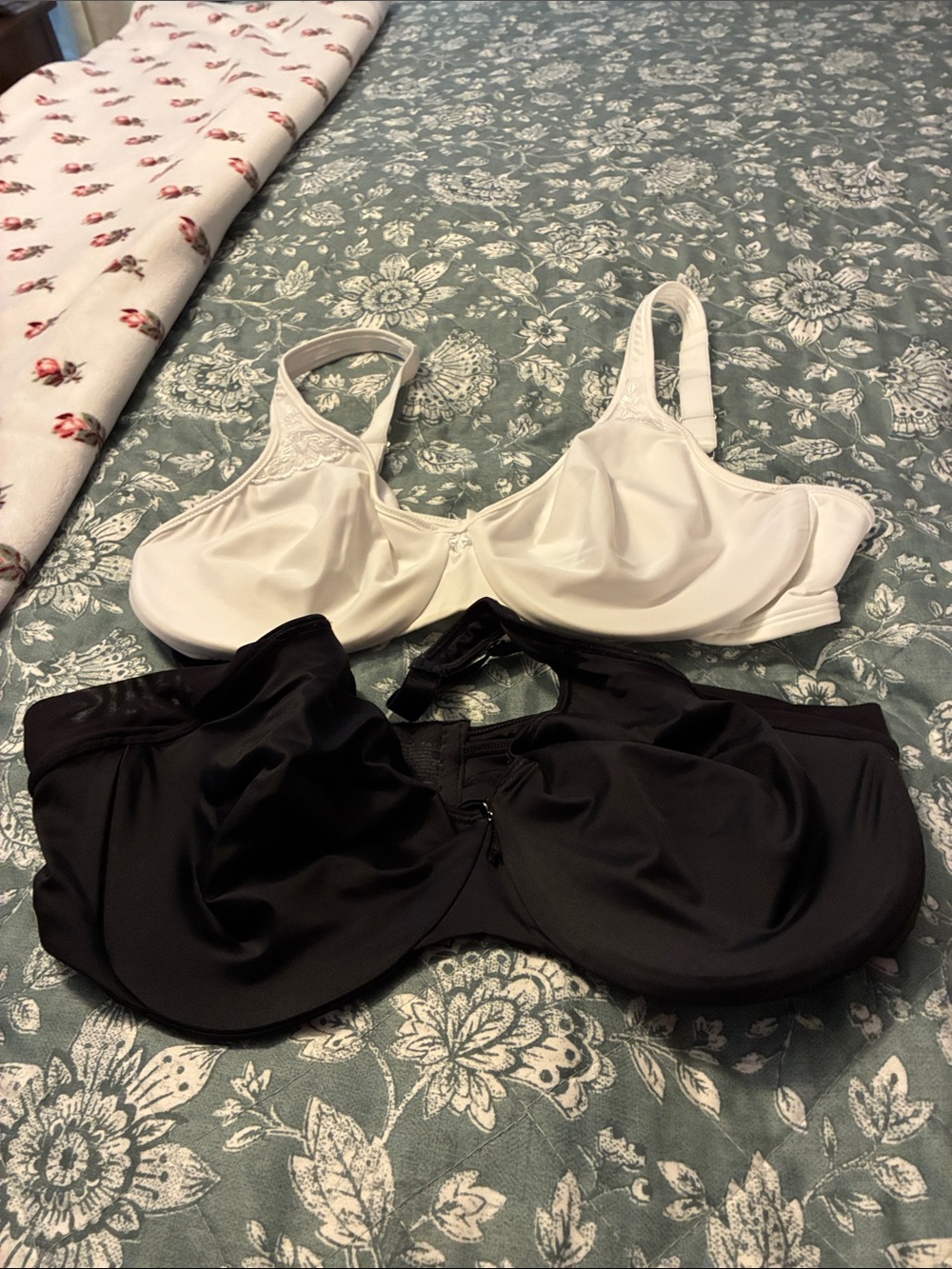 2 Bali White and Black Underwire Support Bras - Women's Intimates